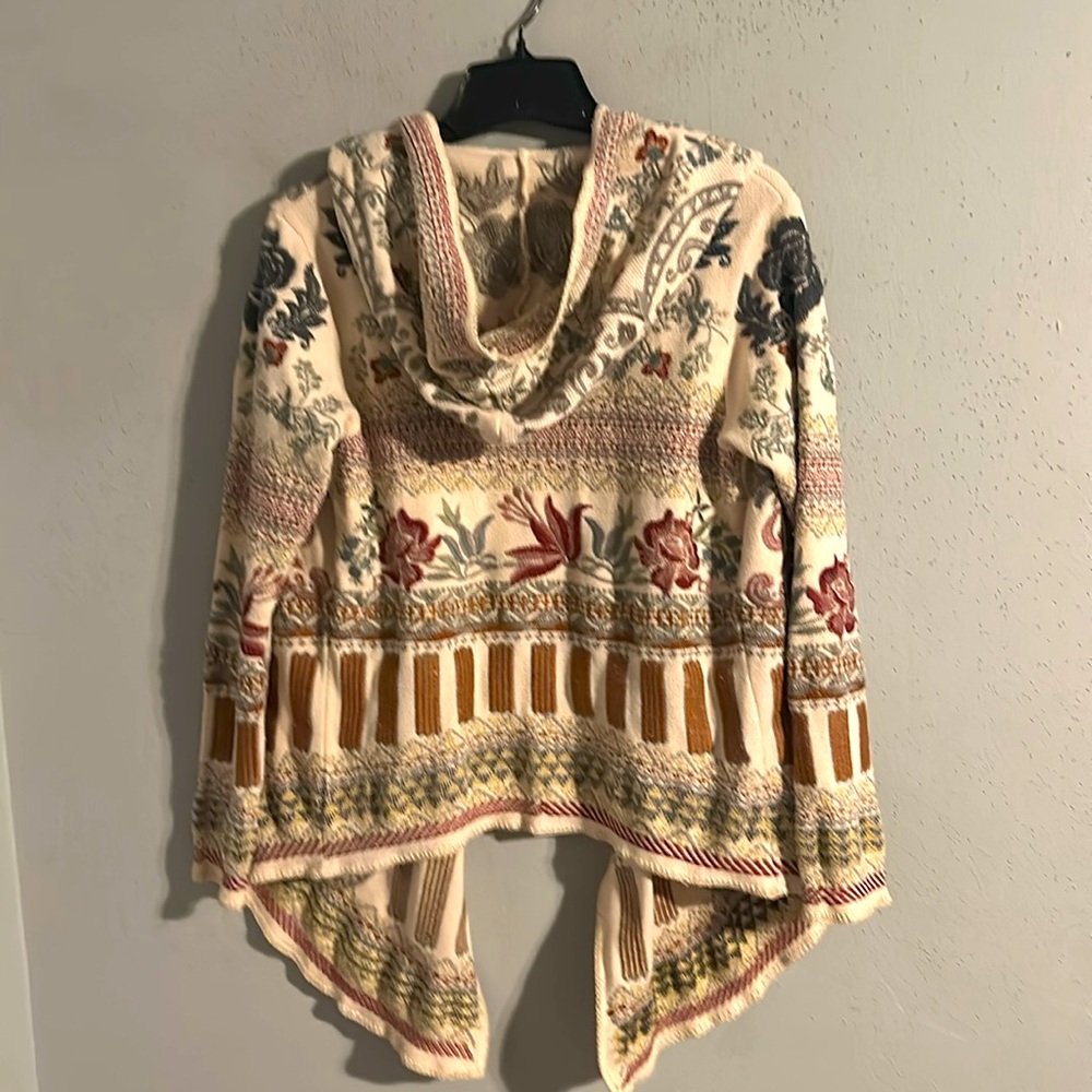 Johnny Was embroidered Floral Patterned Hooded Sweater/jacket NWOT
